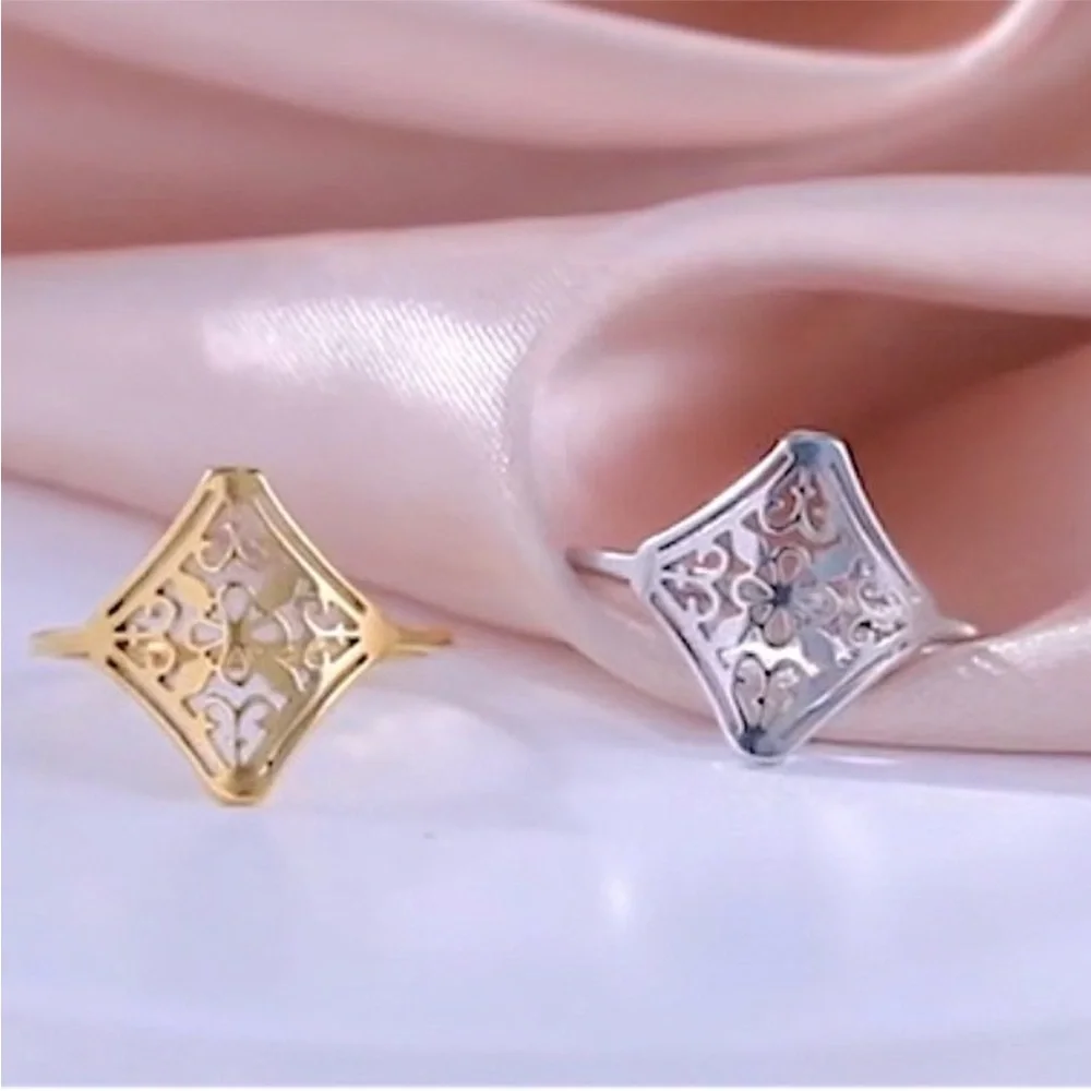 NEW 14k White Gold Plated Cut Out Filigree‎ Hollow Flower Ring, Size 7
